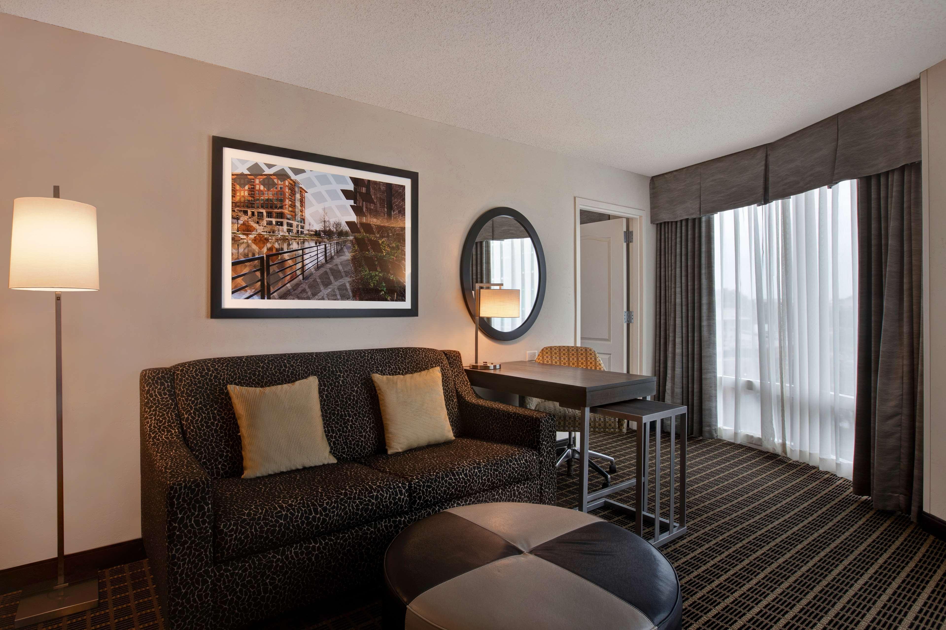 Hampton Inn & Suites Greenville-Downtown-Riverplace Eksteriør bilde