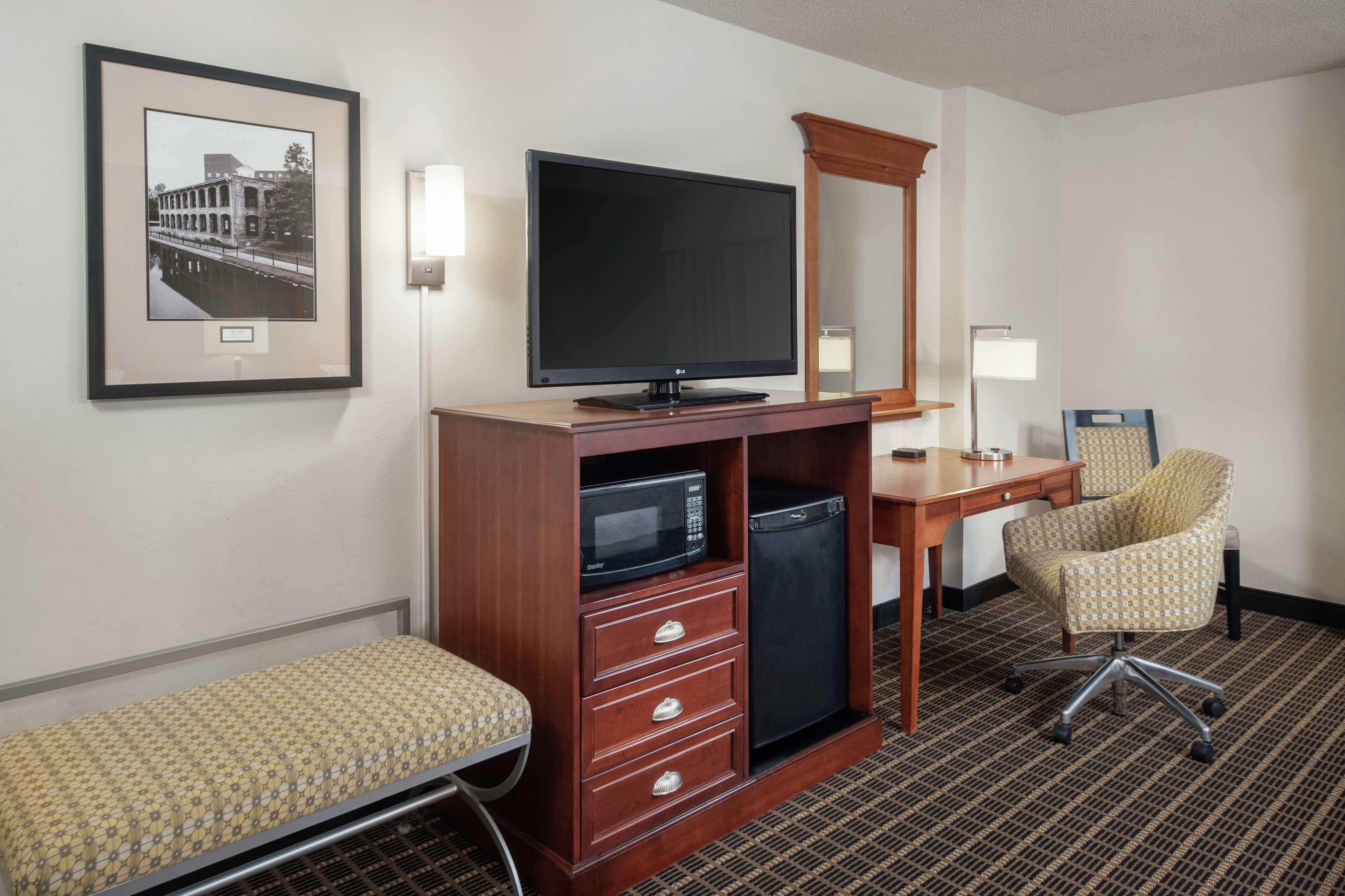 Hampton Inn & Suites Greenville-Downtown-Riverplace Eksteriør bilde